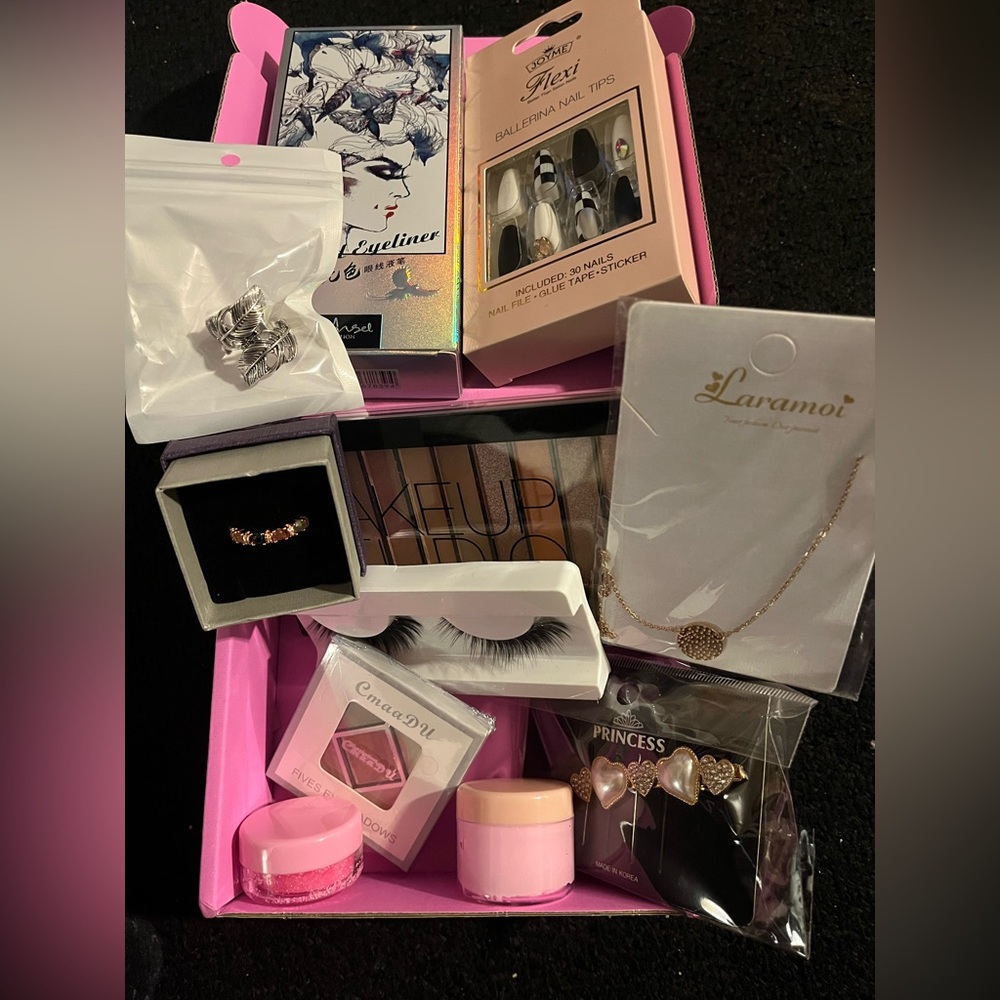 Mystery Beauty Box